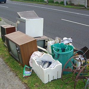 Order a Skip Bin for Easy Rubbish Removal